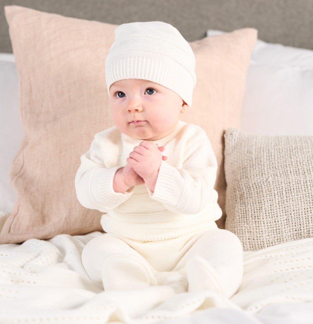 Knitted leggings set
